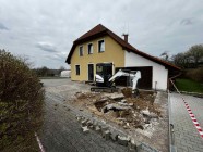 Výstavba zámkové dlažby a pergoly u Obecního domu