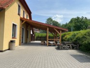 Výstavba zámkové dlažby a pergoly u Obecního domu