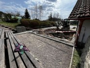 Výstavba zámkové dlažby a pergoly u Obecního domu